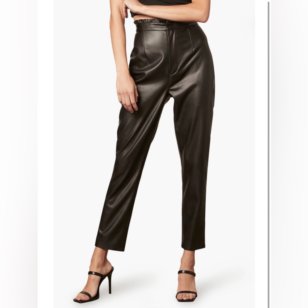 BB Dakota Women’s NWT High Rise Paperbag Waist Faux Leather Pants In Black SZ 2.